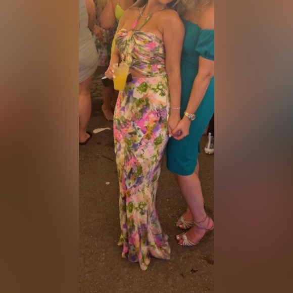 Halter maxi dress size 0 - Picture 5 of 6